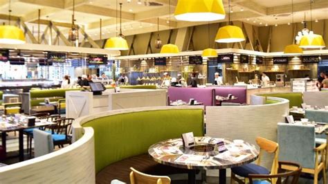 Four Seasons @ Mall of Asia, discounts up to 30.